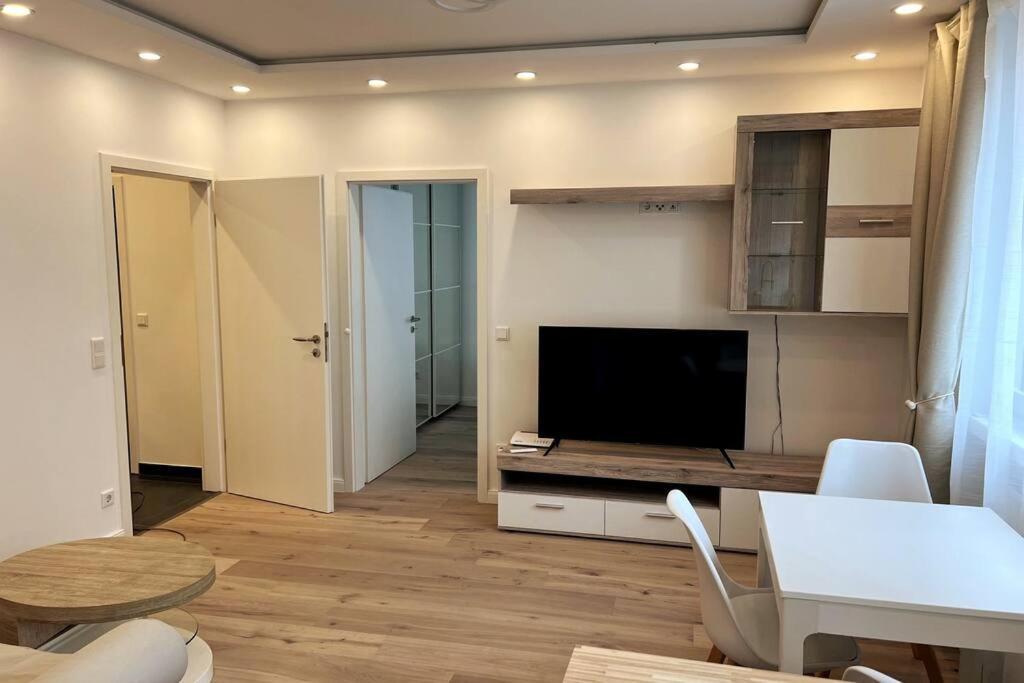 Lovely Flat Relax Near Center Apartment *