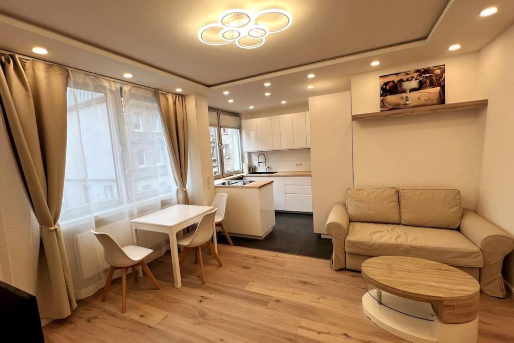 Apartment Lovely Flat Relax Near Center